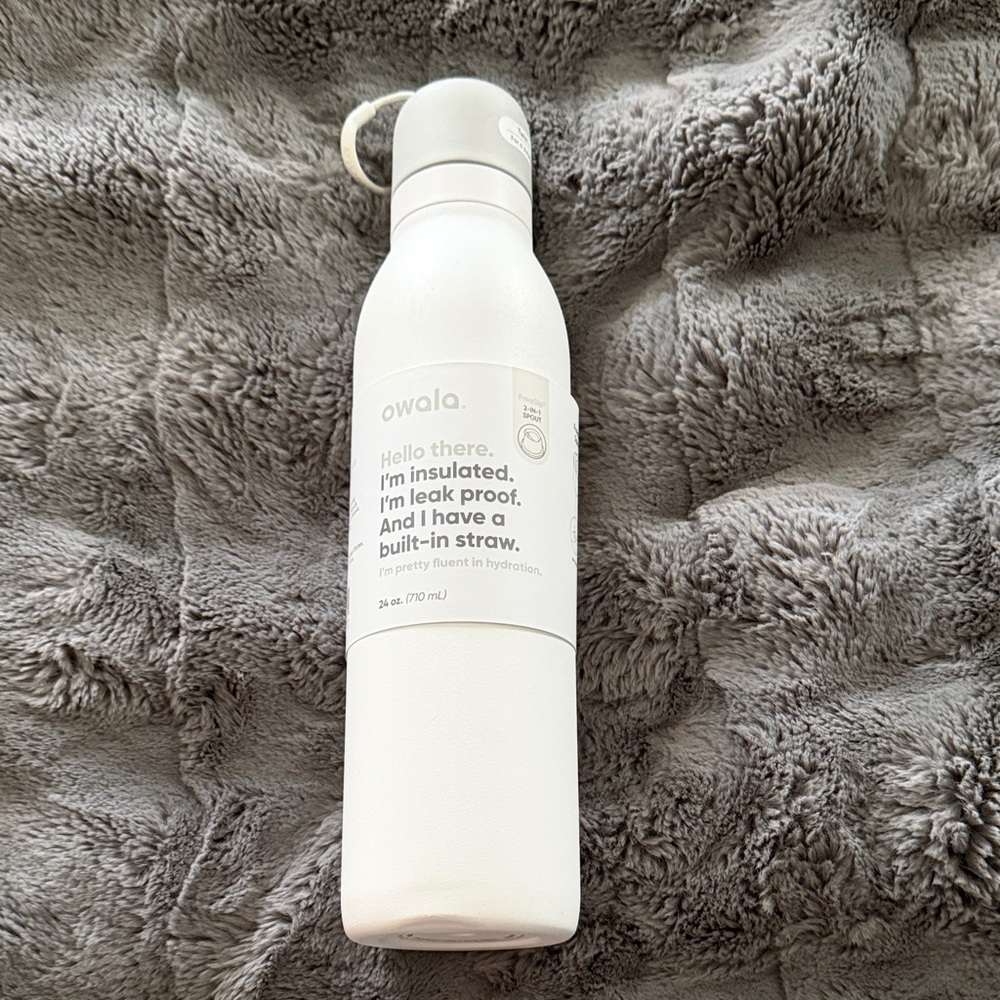 Owala White Insulated Water Bottle with Built-In Straw - 24 oz